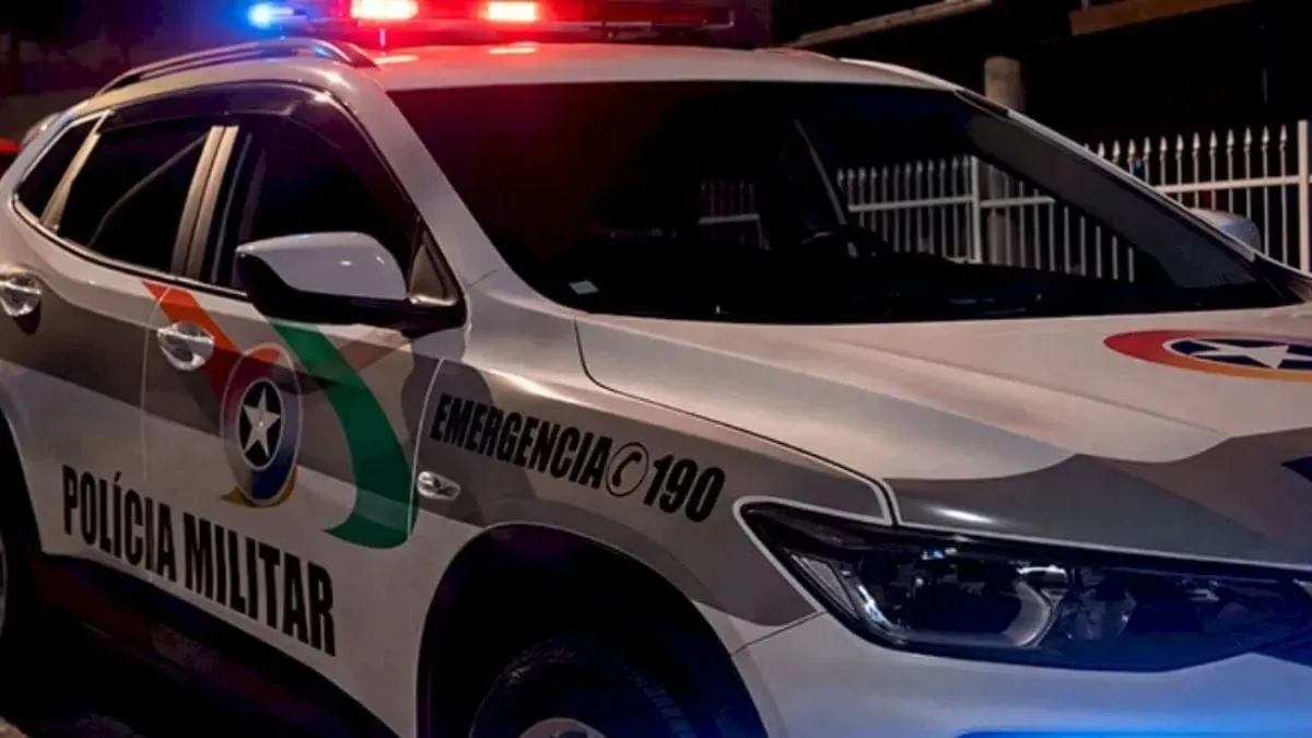 Motorista é preso após disparo acidental atingir a própria coxa em Balneário Camboriú