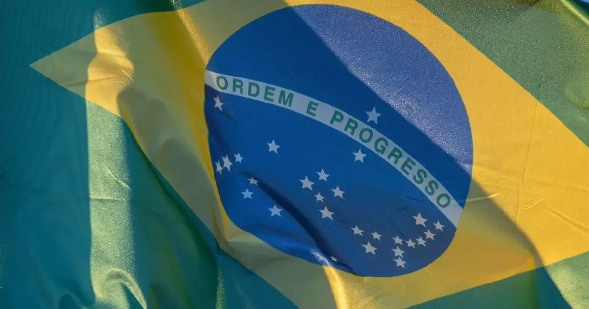 Orgulho brasileiro se apoia em identidade, cultura e solidariedade, aponta estudo
