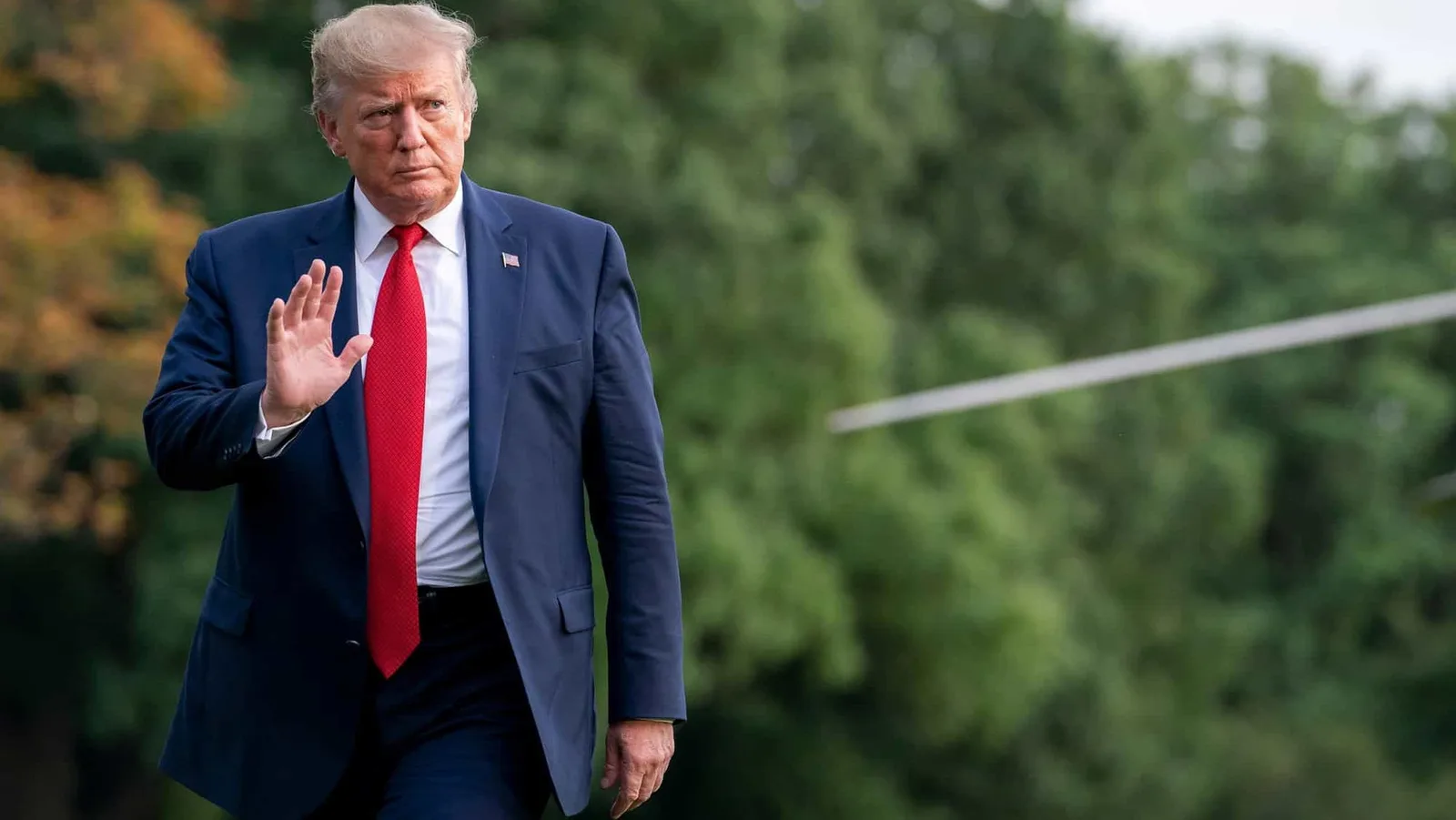 Trump abre enquete sobre nome da IA e anuncia supervisão do setor nos EUA