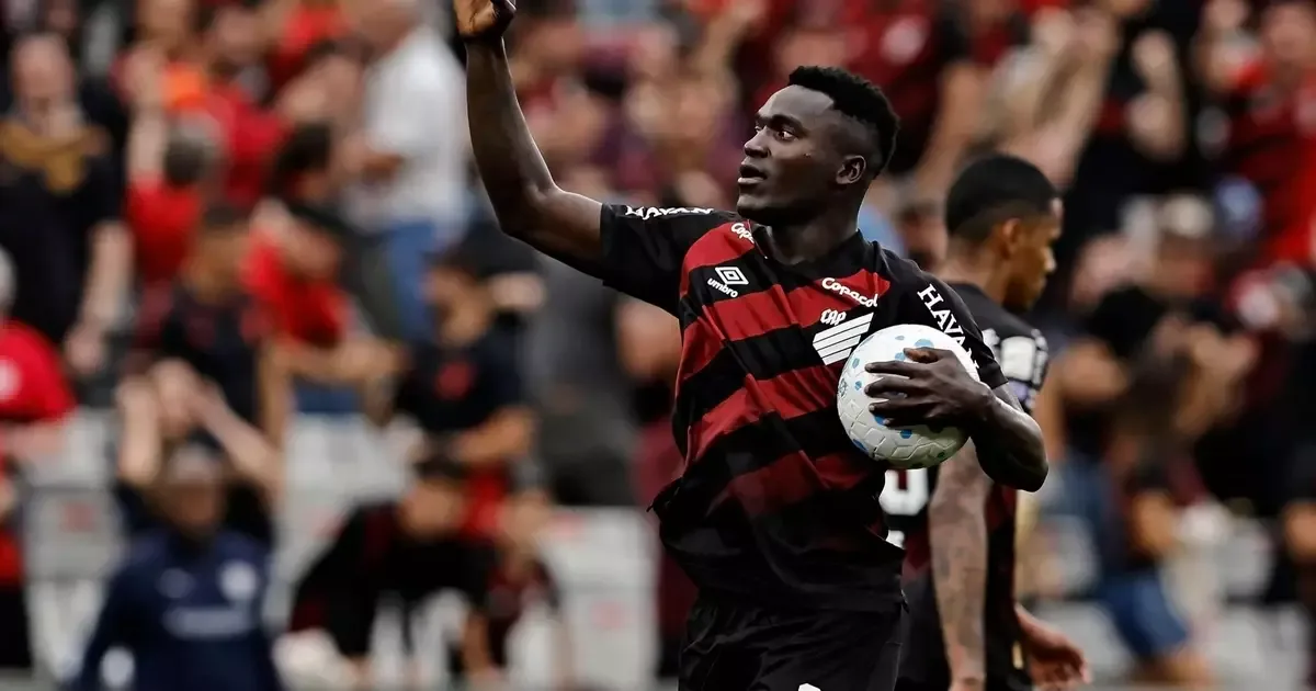 Viveros é destaque do Athletico-PR antes de duelo com o Cruzeiro