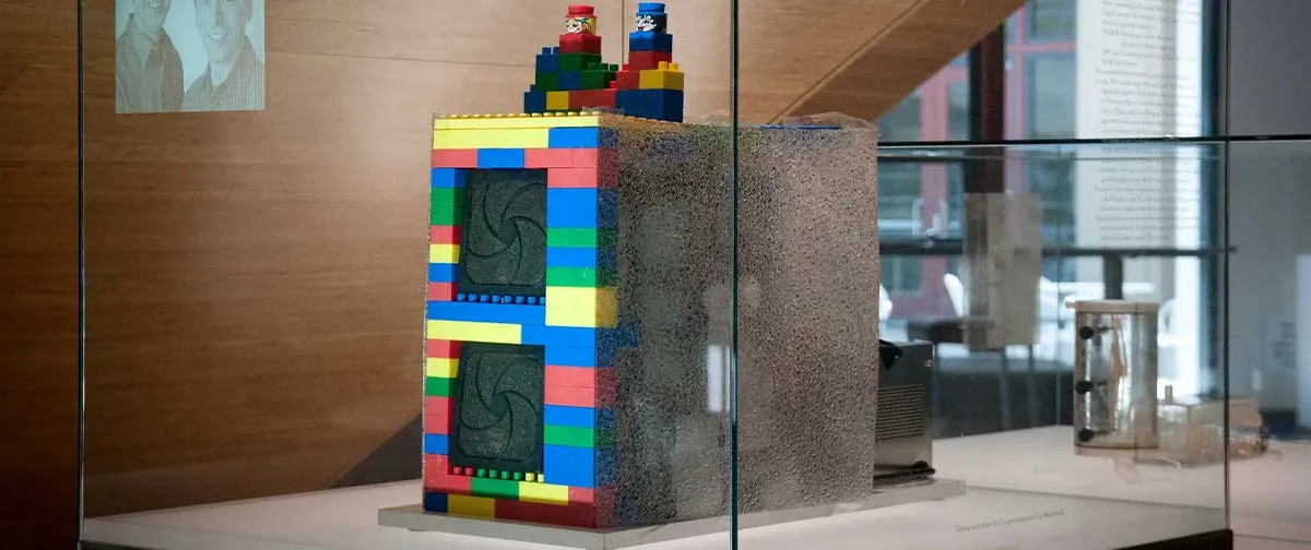 Servidor de LEGO revela os primeiros passos do Google