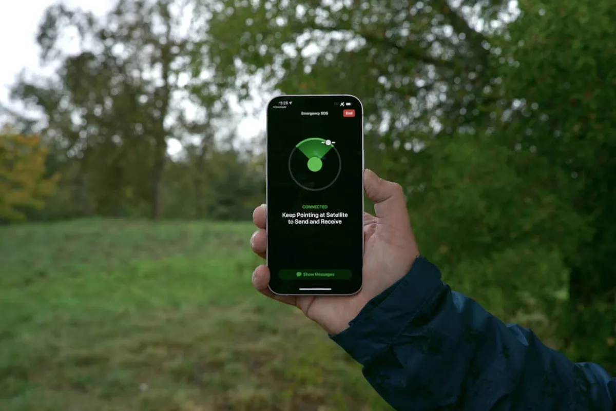 Apple amplia teste gratuito de satélite para iPhones das linhas 14, 15 e 16