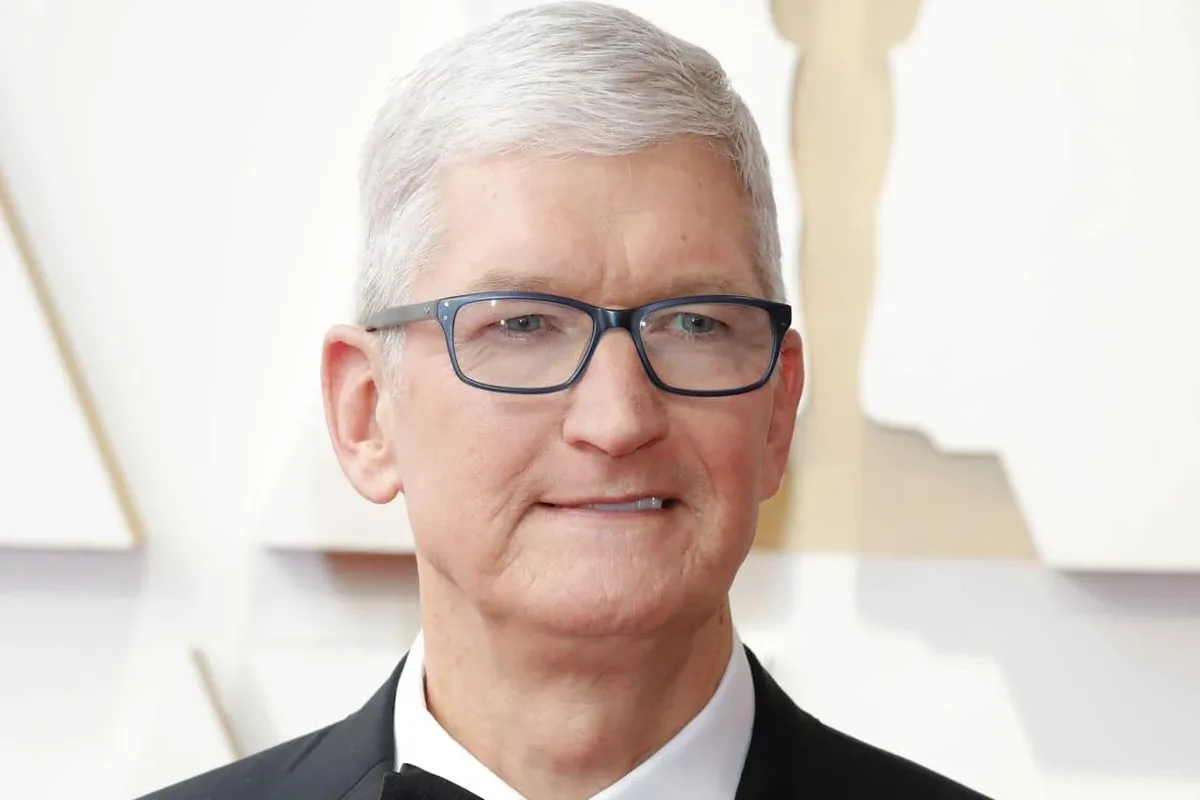 Estudo aponta diferença entre ganhos e patrimônio de Tim Cook