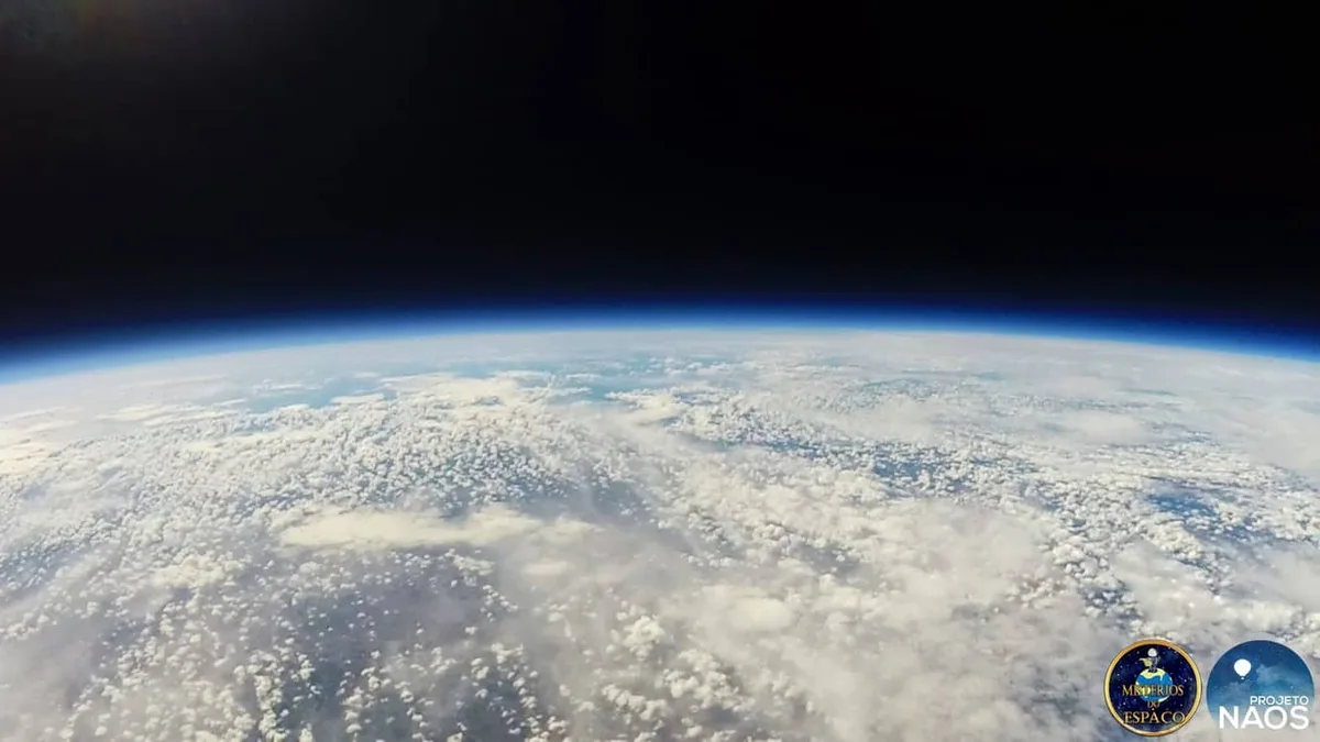 Sonda do Projeto Naos mostra a curvatura da Terra a 32 km de altitude