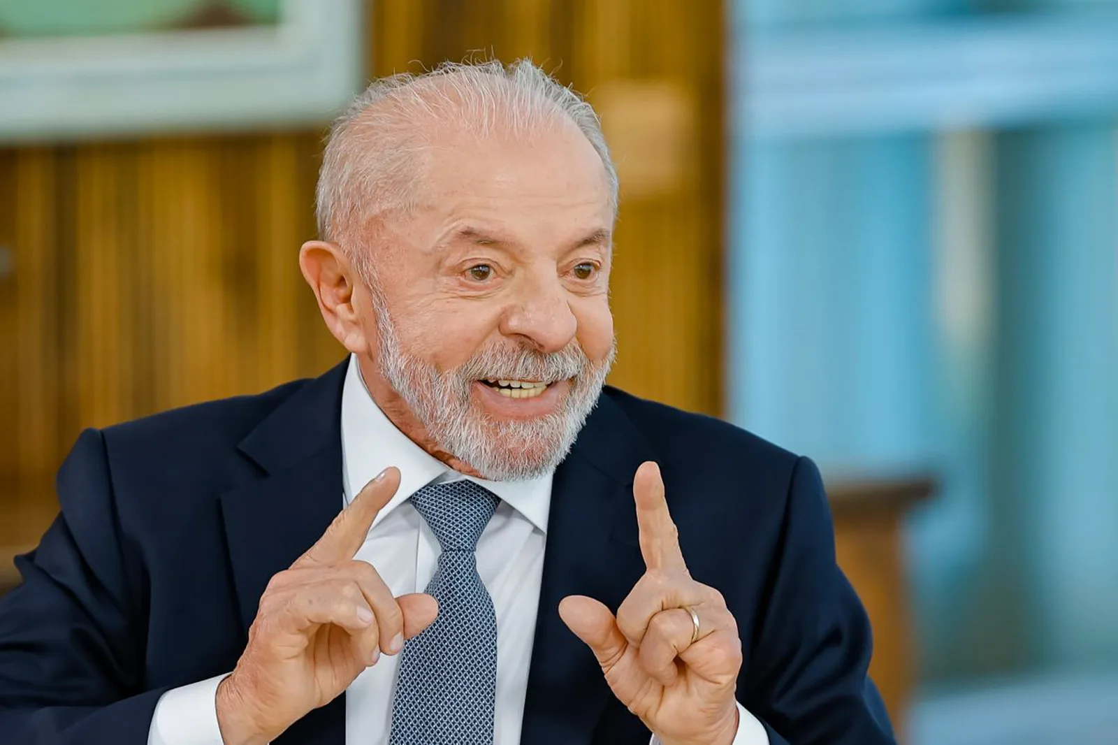 Lula afirma que manterá Nossa Senhora Aparecida como padroeira do Brasil