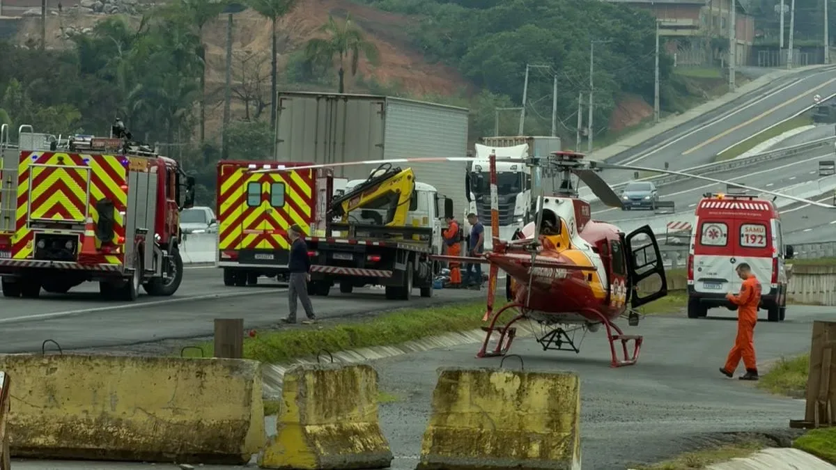 Colisão na BR-470 deixa motociclista morto em Blumenau