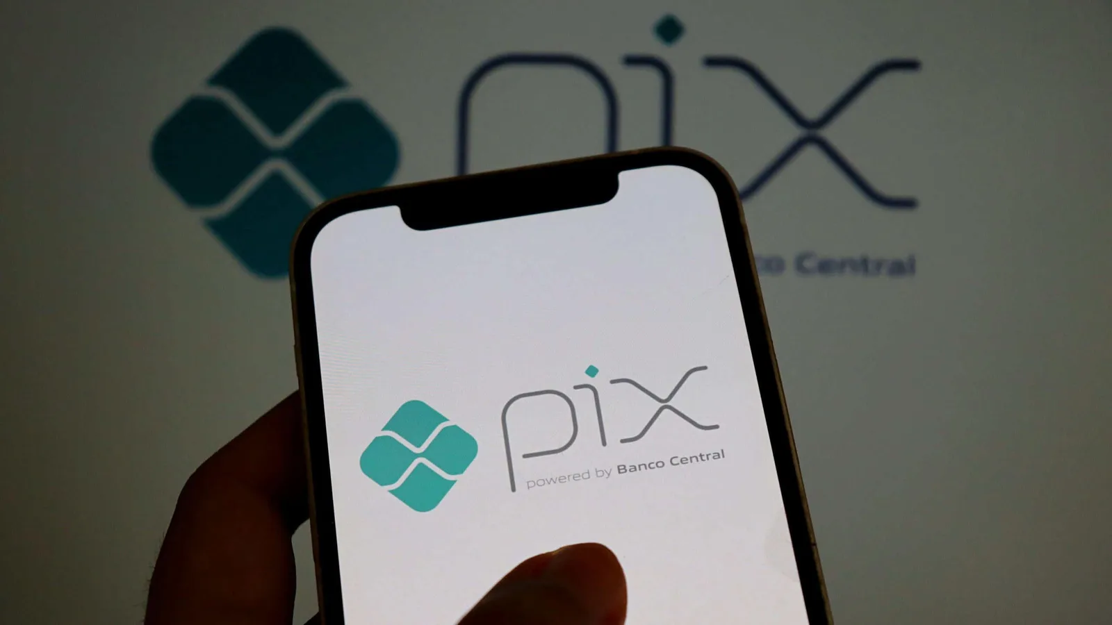 Brasil e Europa avaliam ligação entre Pix e sistema de pagamentos instantâneos