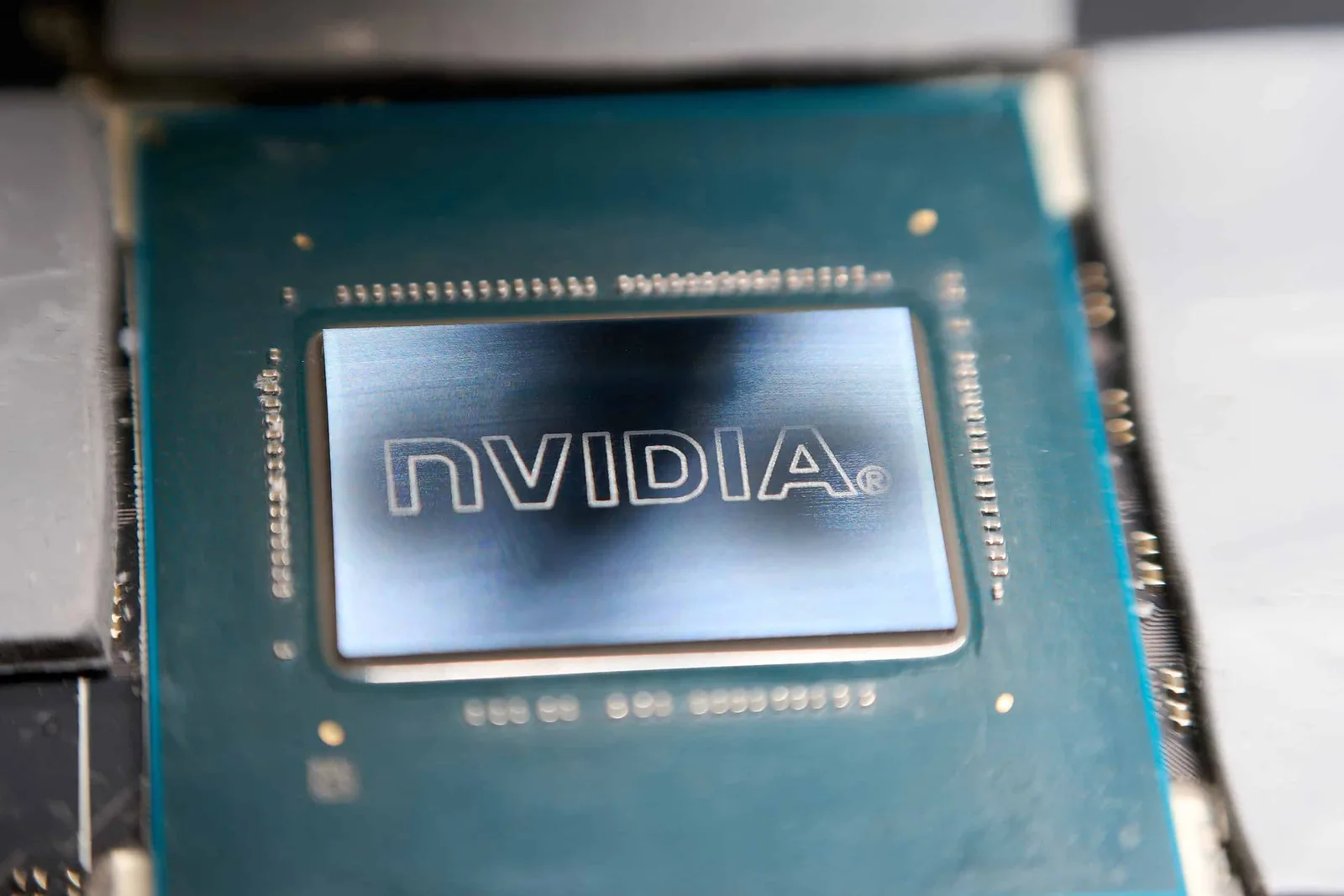 Nvidia associa previsão de alta nas vendas ao avanço da inteligência artificial