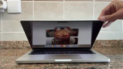 DuoHinge transforma o fechamento do MacBook em uma simulação 3D