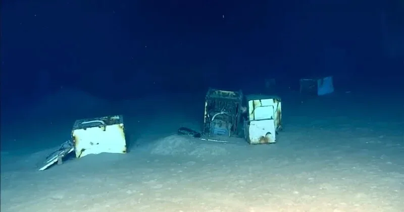 Expedição no Golfo do México encontra contêiner com eletrodomésticos no fundo do mar