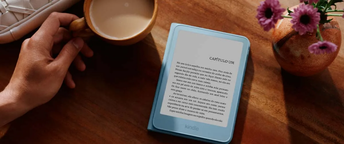 Amazon atualiza linha Kindle no Brasil com tela nivelada e novos acabamentos