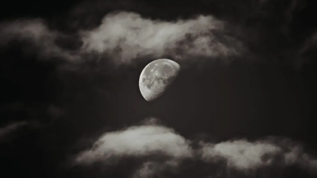 Lua Nova marca o céu nesta quarta-feira, 16 de setembro