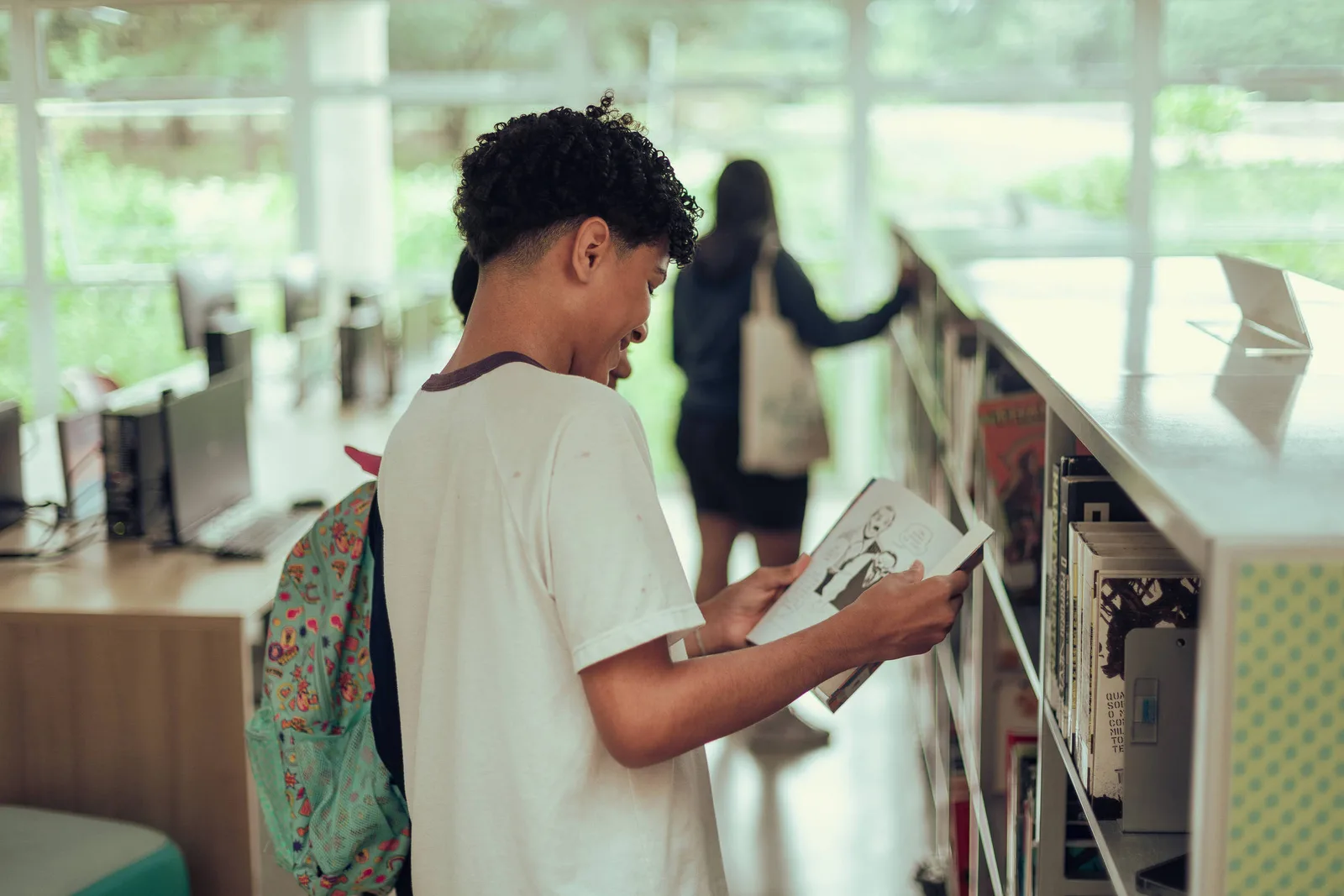 Sugestões de leitura para jovens combinam mistério, fantasia e questões sociais