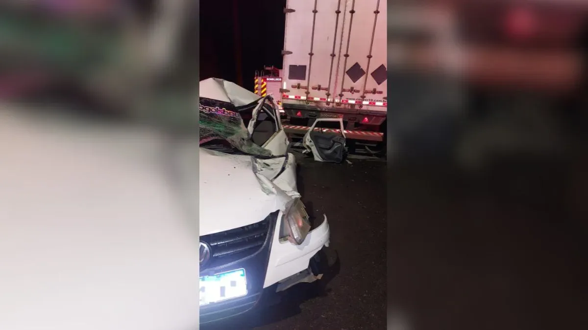 Colisão em Blumenau deixa motorista de Gol morto na madrugada