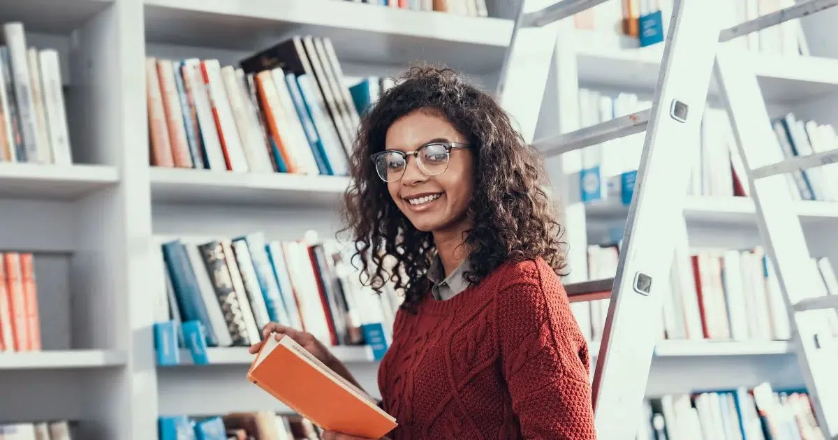 Quatro obras para relacionar literatura e temas na redação do Enem 2026