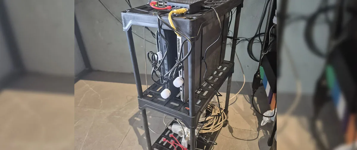 Notebooks antigos ganham funções de servidor em homelab de baixo custo