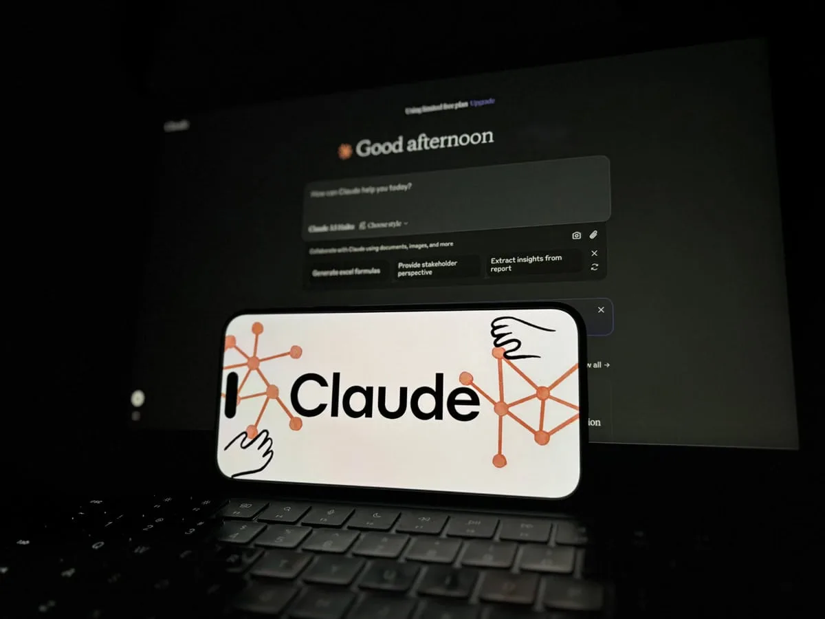Anthropic integra Cowork ao chat do Claude e reúne tarefas na mesma interface