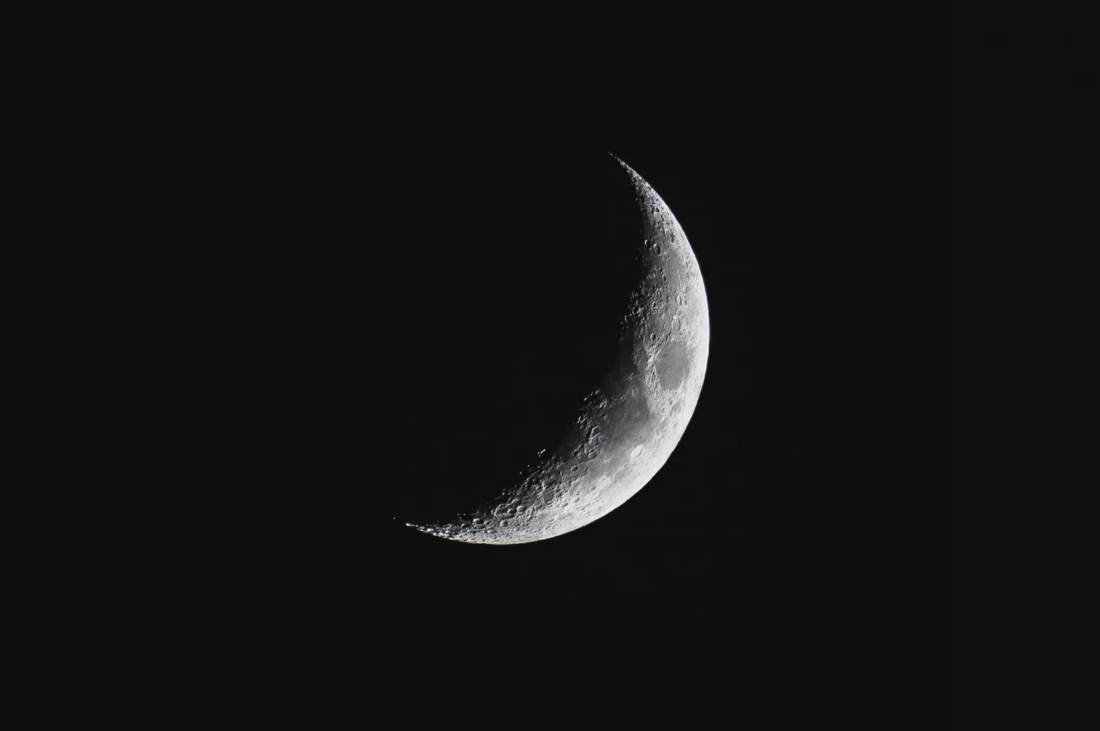 Lua está na fase nova nesta quinta-feira, 17 de setembro